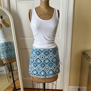 Laundry mini skirt